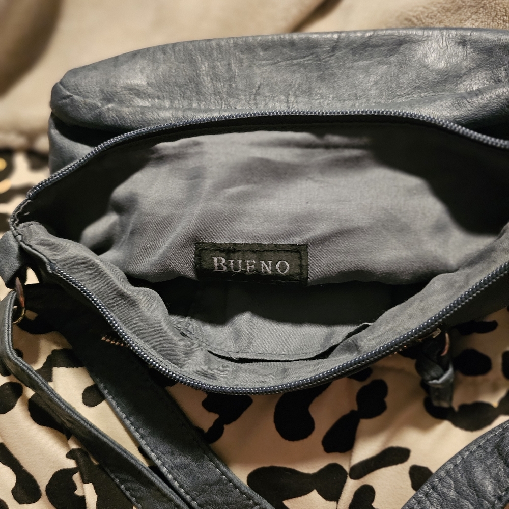 Purse - Picture 2 of 8